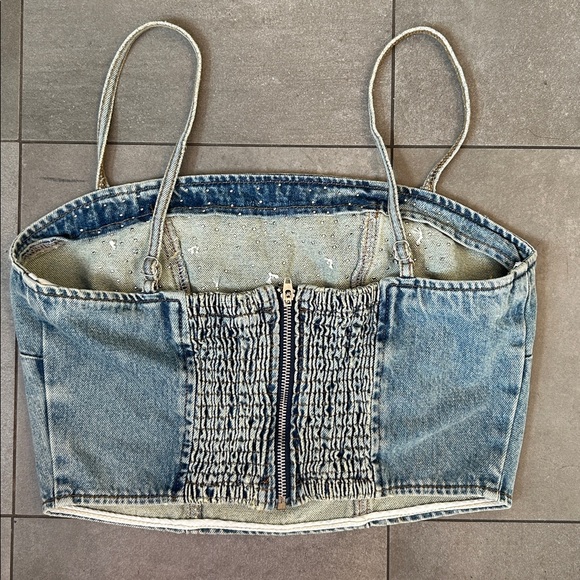 Steve Madden Eras Denim Top - Picture 8 of 10